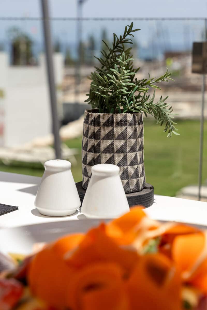 Bloo Breeze Restaurant
