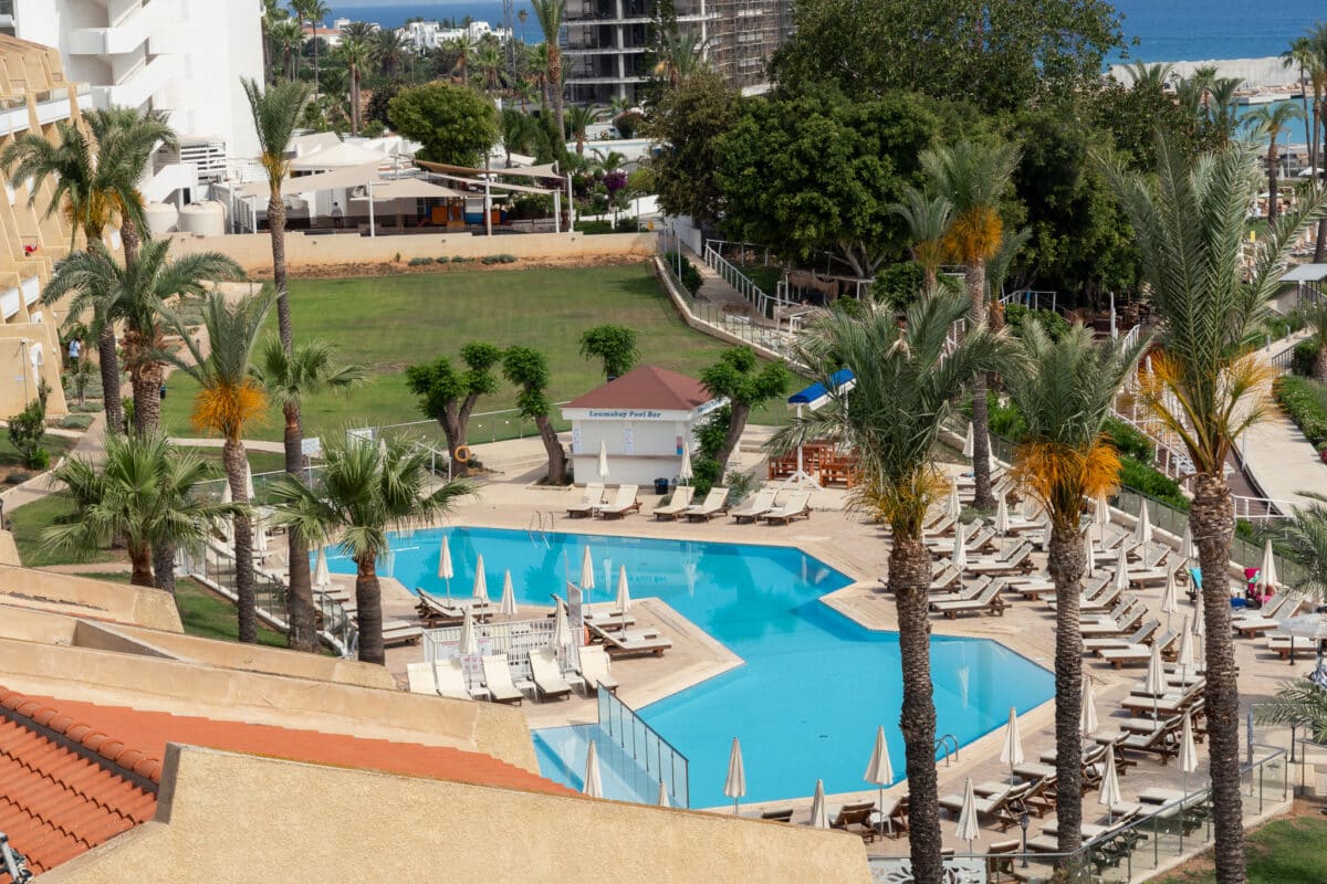 Myroandrou Beach Hotel Apts in Protaras pool area