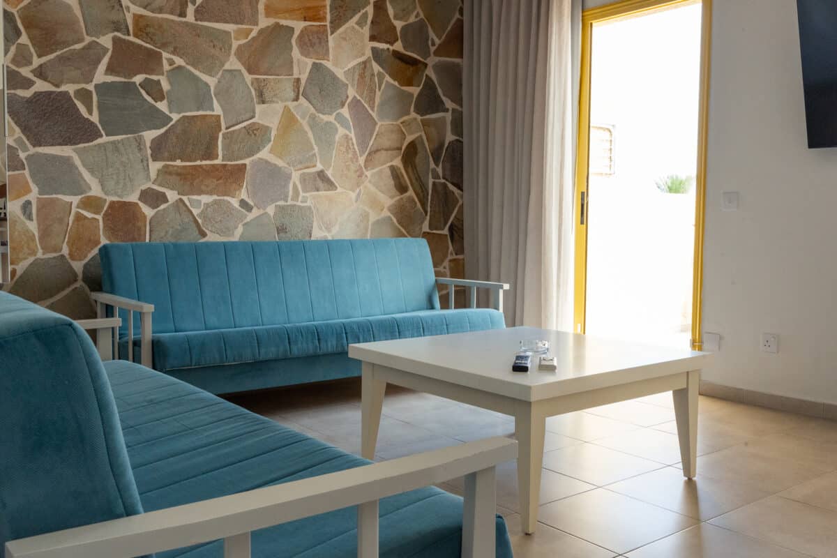 Myroandrou Beach Hotel Apts Room living room